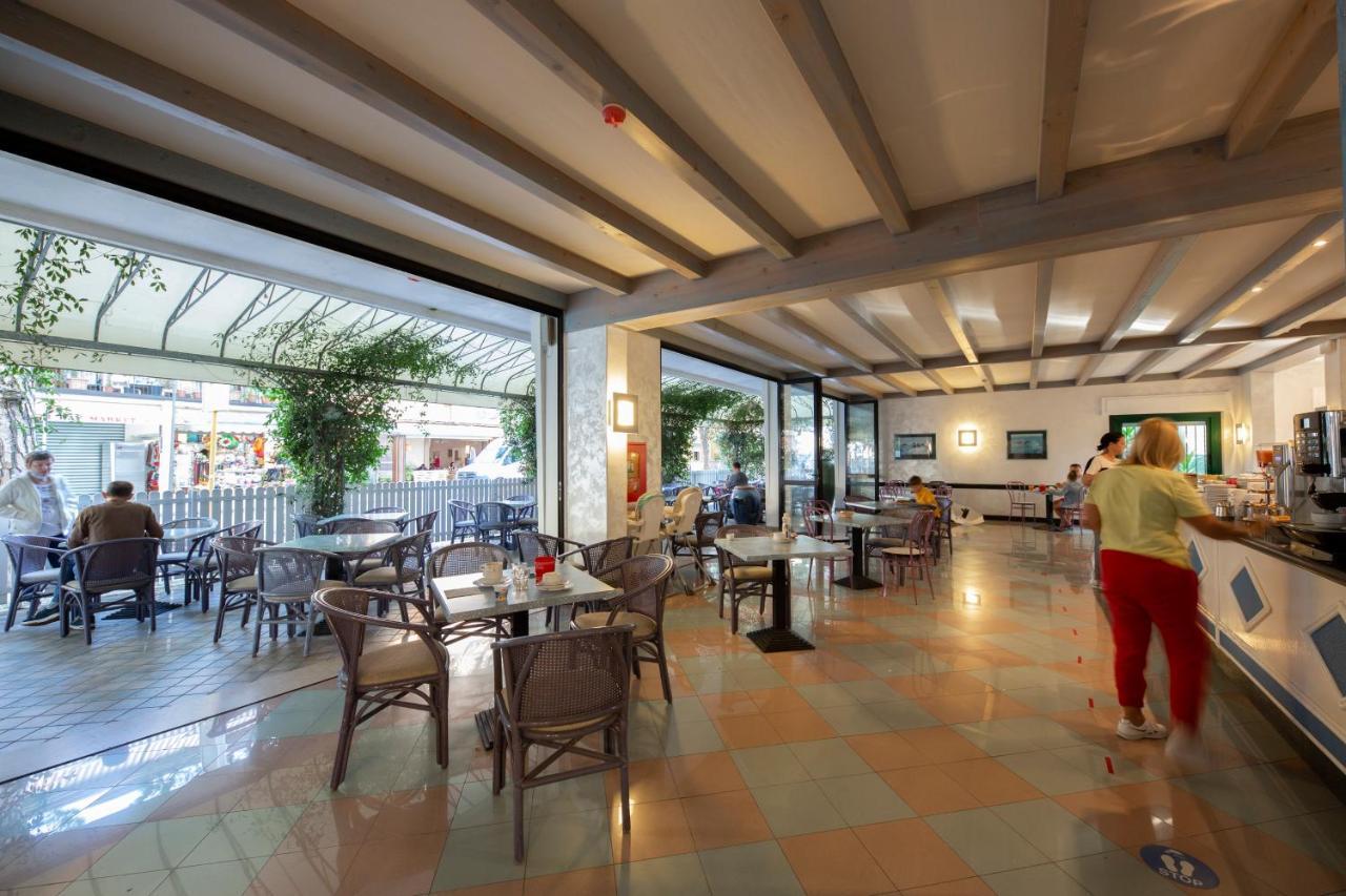 Hotel Olanda Lido di Jesolo Exterior photo