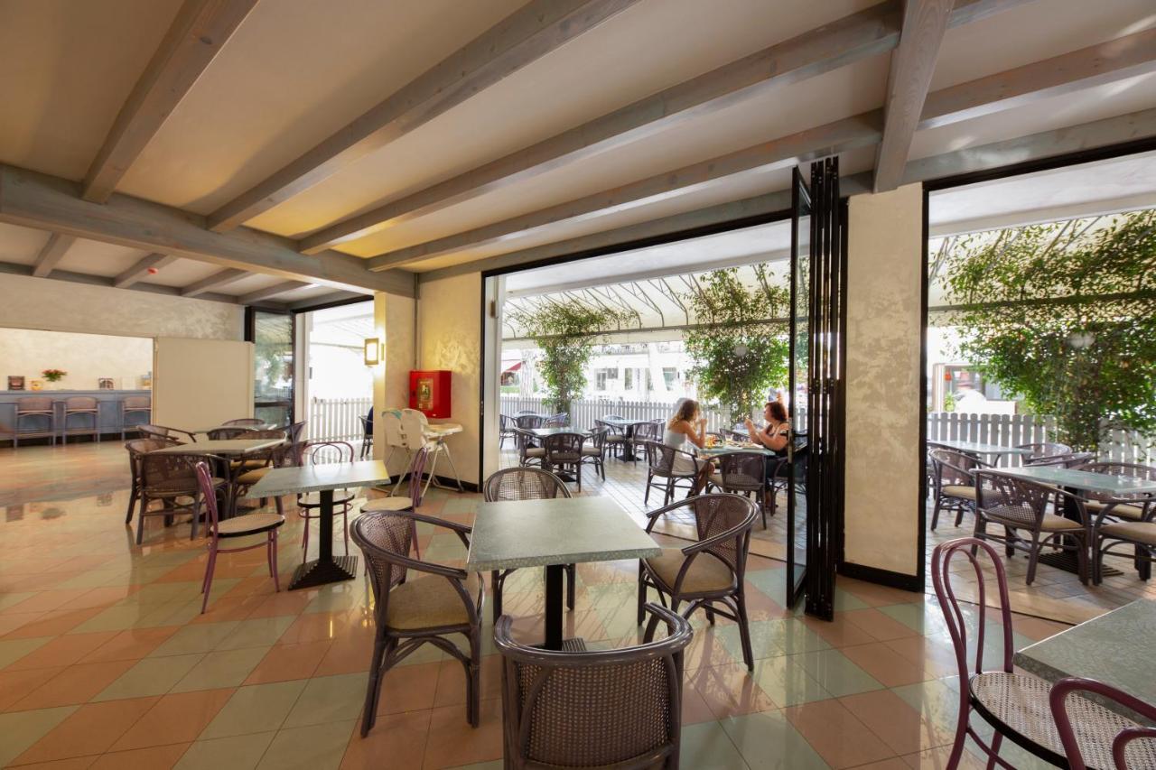 Hotel Olanda Lido di Jesolo Exterior photo
